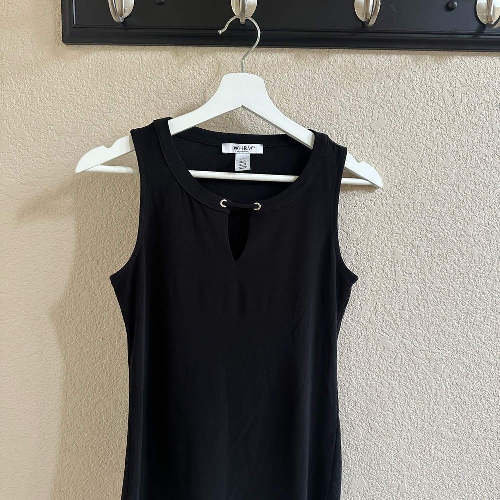 White House Black Market Black Keyhole Top